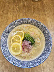 夏のおすすめ 冷やしらぁ麺 　貝出汁らぁ麺　麺屋いろり