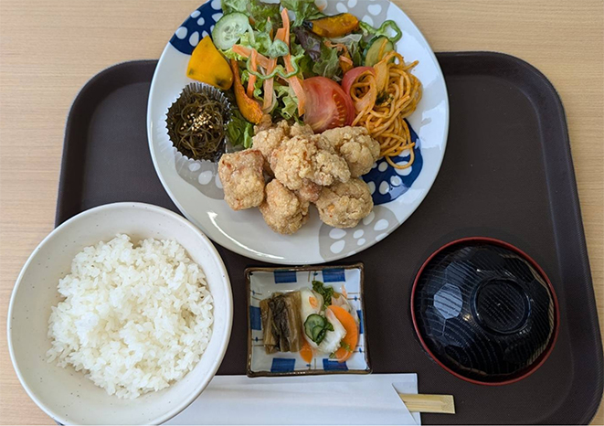 塩から揚げ定食 700円で提供 農産物直売所 清流の里 梓川
