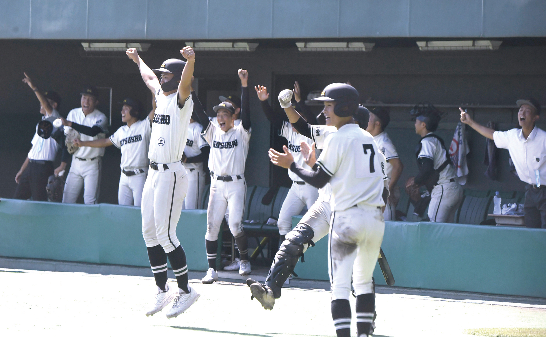 松商学園が底力 好投手攻略し16強 高校野球長野大会3回戦