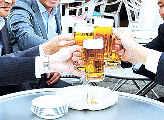 飲み食べ放題の ビアガーデン ビアガーデン・スターライト
