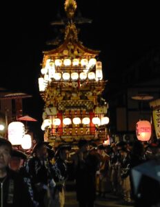 秋の高山祭宵祭りの写真