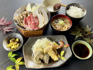 ９月平日はお得 松茸ランチ好評 　松茸ときのこ料理　きのこむら深山