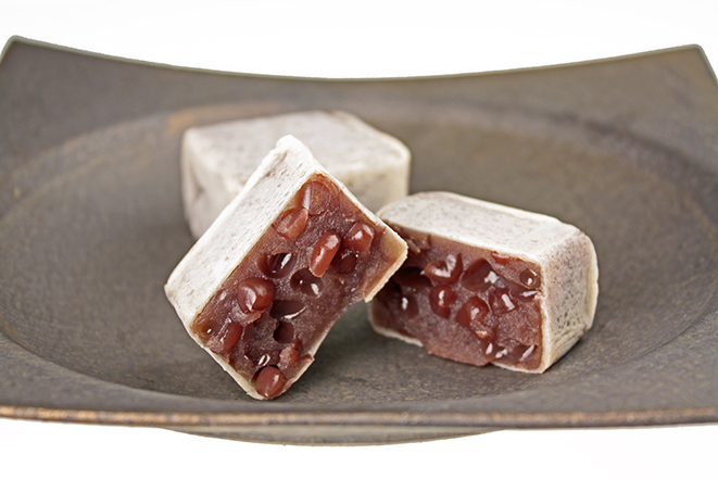 「縁起金津波」 予約受け付け中 　御菓子司　開運堂