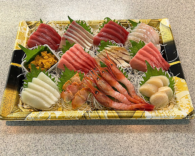 刺し身盛りなど 予約は23日まで 魚長鮮魚