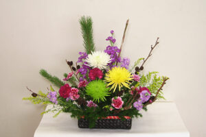 祝い花アレンジ 各種が勢ぞろい 　ナカツタヤ　ガーデンストリート