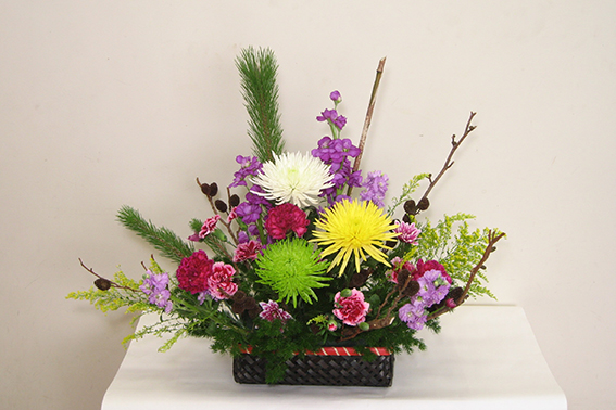 祝い花アレンジ 各種が勢ぞろい 　ナカツタヤ　ガーデンストリート