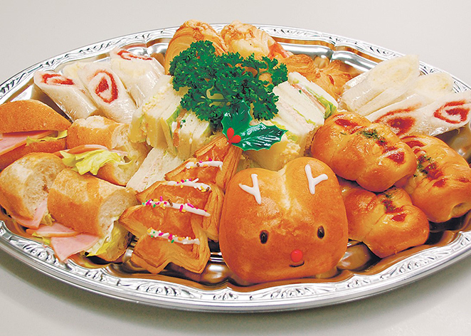 パン盛り合わせ 予約受け付け中 パントリーマルナカ