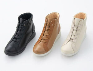 シューズフェア １１日まで開催中 　ブティック　ハヤマ