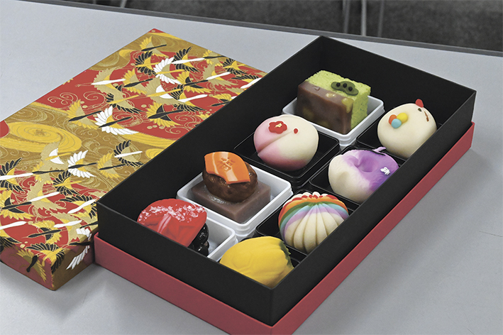 上生菓子の 和菓子おせち 　御菓子処　藤むら
