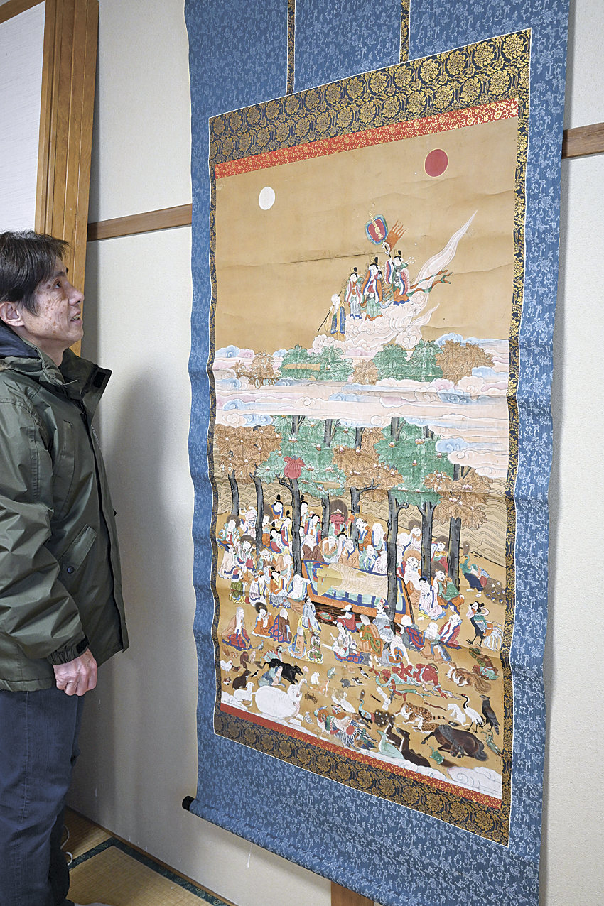 太陽・月描いた珍しい「日月二星」涅槃図 松本・堀米で確認 市内4例目