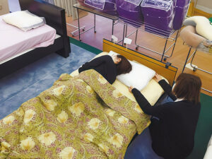 枕の下取り フェアを開催 　ギフト＆寝具ショップ　カネキュウ