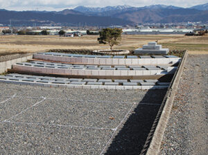 墓石の展示会 多彩なイベント 　黒岩石材　石工館