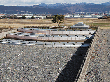 墓石の展示会 多彩なイベント 　黒岩石材　石工館