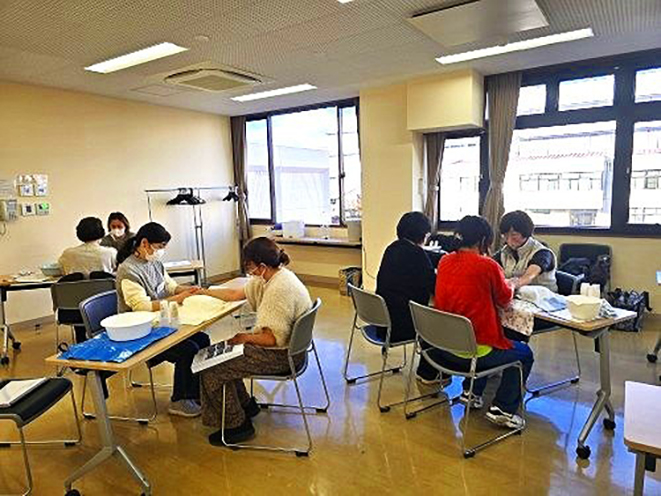 ハンドとフット 癒やしの技習得 　日本ヒーリングハンドケア協会認定　ヒーリングハンド・フットセラピストスクール