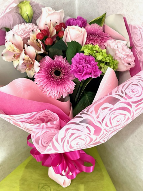 門出に贈る花 予約受け付け中 　フラワーショップしんばし