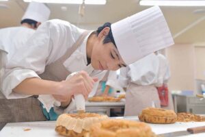 26年度入学生 ３学科で募集中 　松本調理師製菓師専門学校