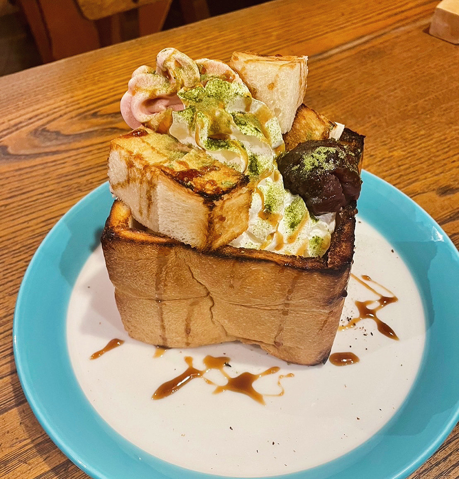 限定デザート トーストお薦め 　カフェレストガレージ